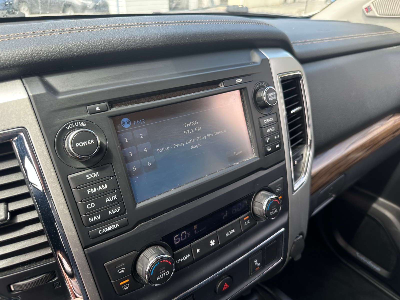 Thumbnail: 2016 Nissan Titan - 3