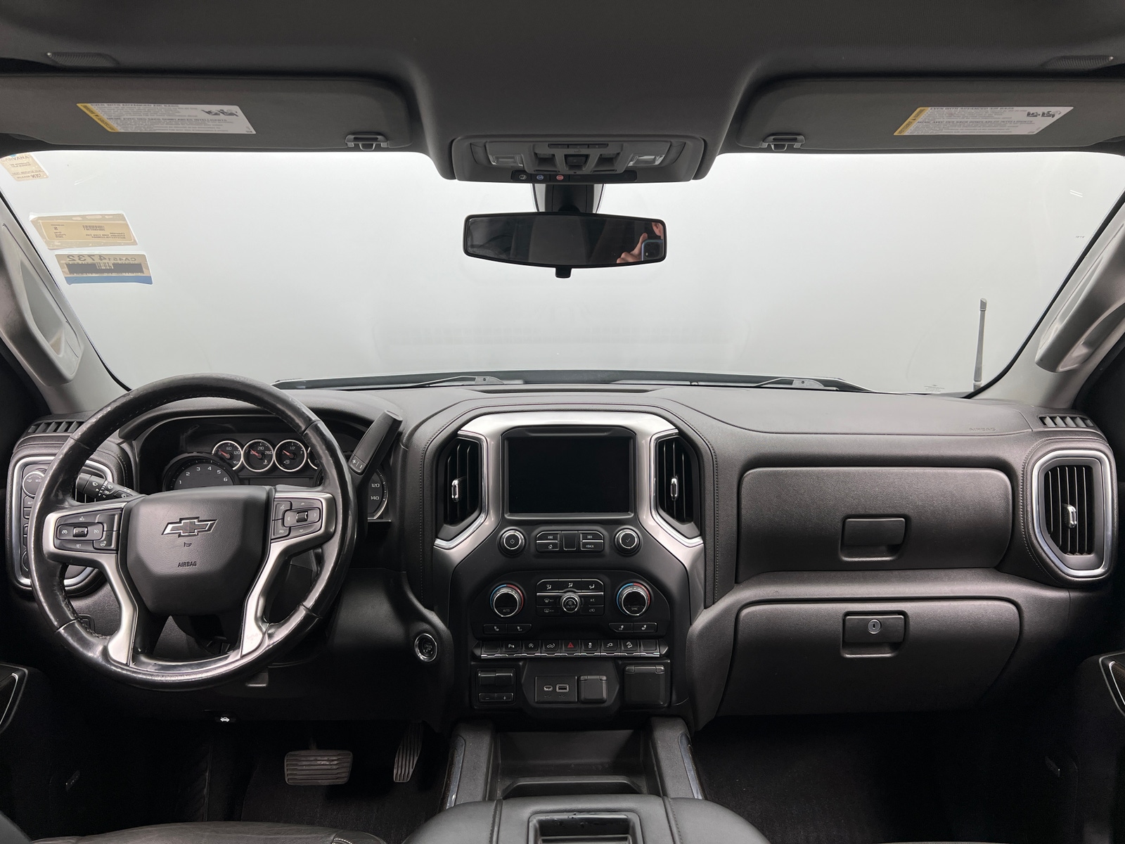 Thumbnail: 2020 Chevrolet Silverado 1500 - 3
