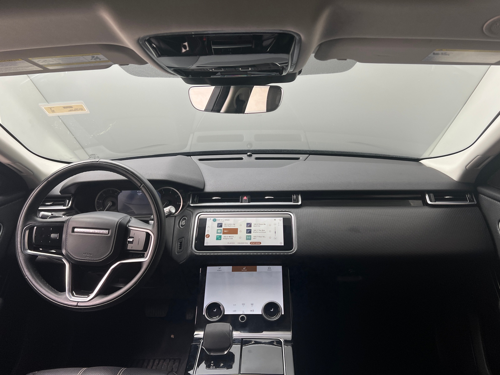 Thumbnail: 2022 Land Rover Range Rover Velar - 2
