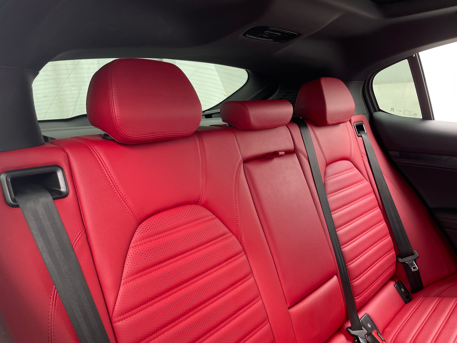 Thumbnail: 2023 Alfa Romeo Stelvio - 5