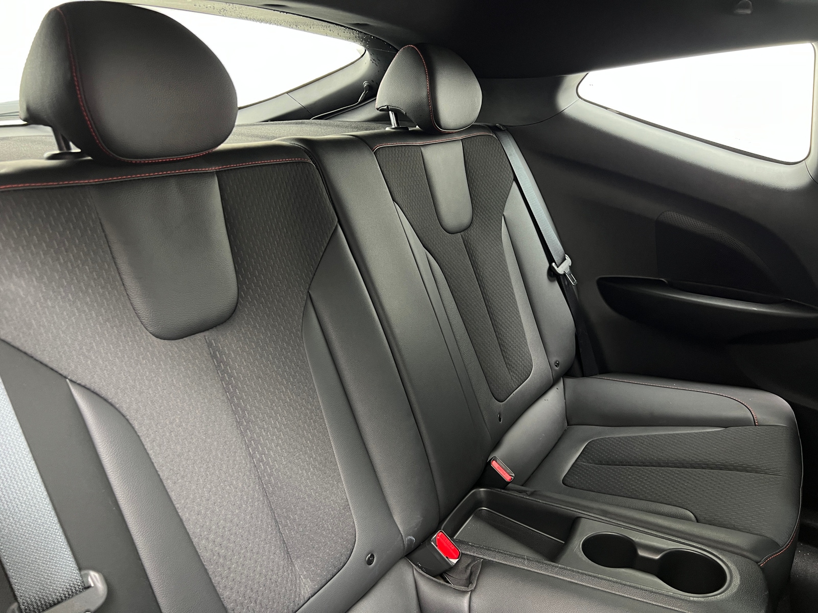 Thumbnail: 2020 Hyundai Veloster - 5