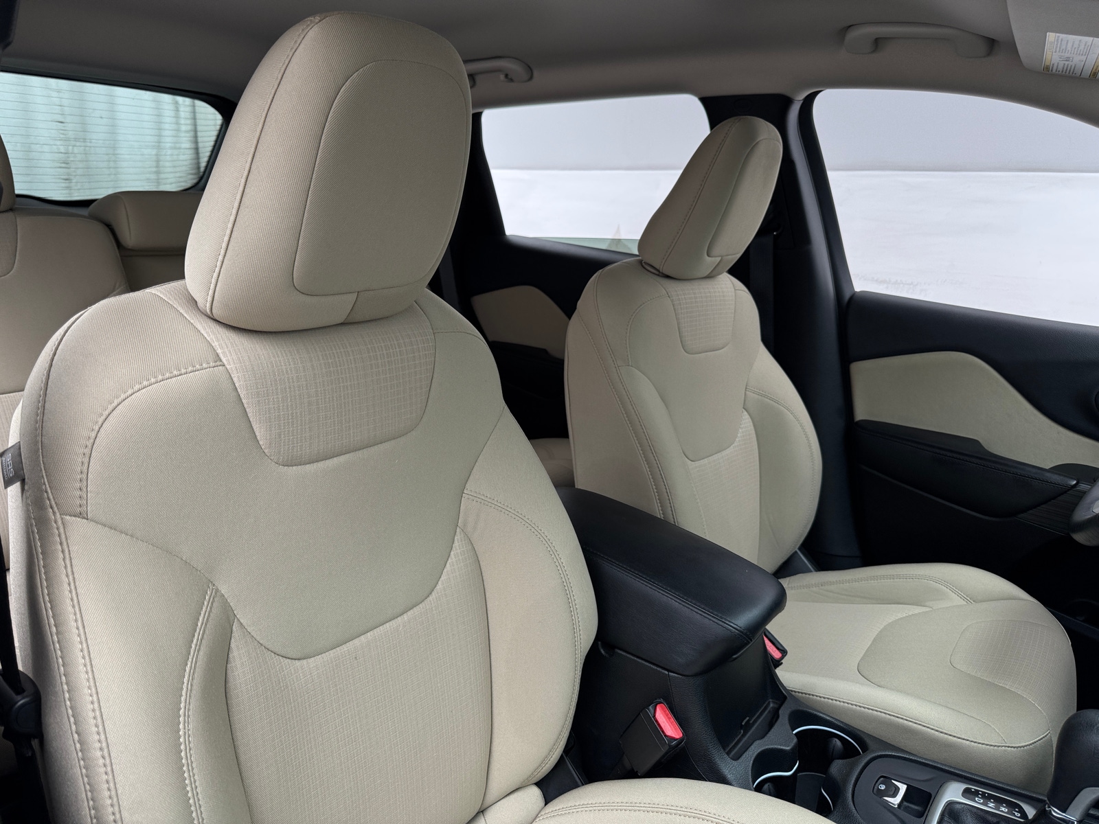 Thumbnail: 2015 Jeep Cherokee - 2