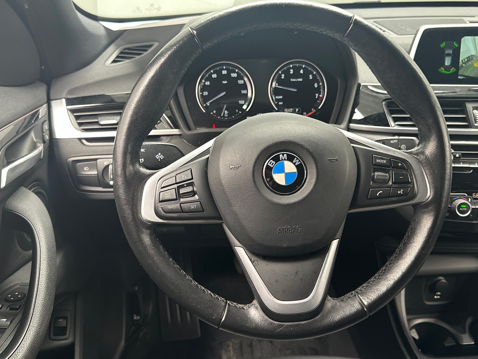 Thumbnail: 2019 BMW X1 - 4