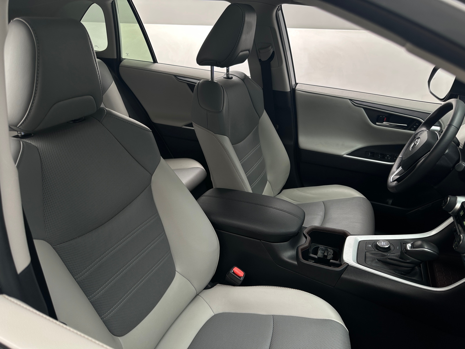 Thumbnail: 2024 Toyota RAV4 - 2