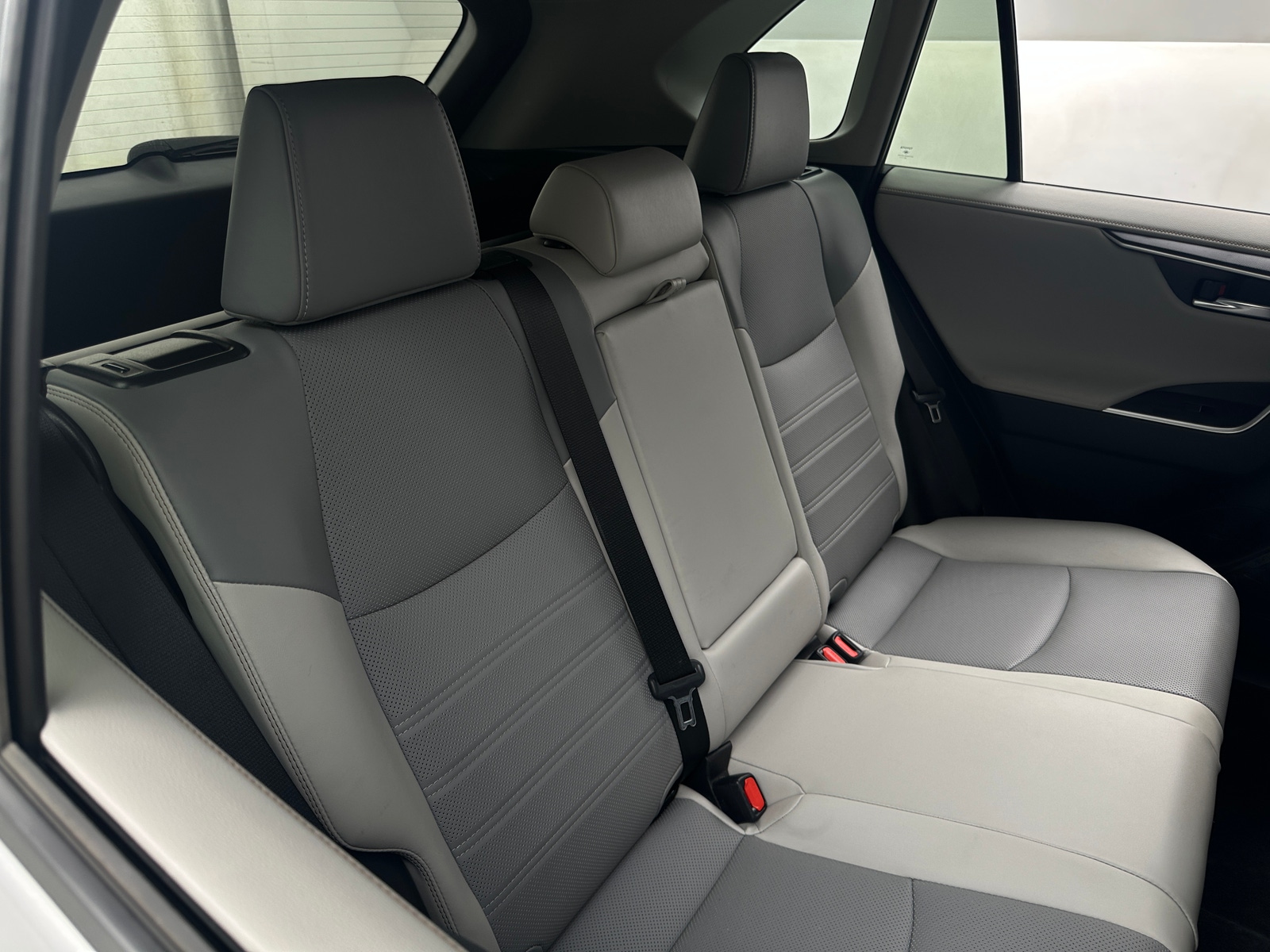 Thumbnail: 2024 Toyota RAV4 - 6