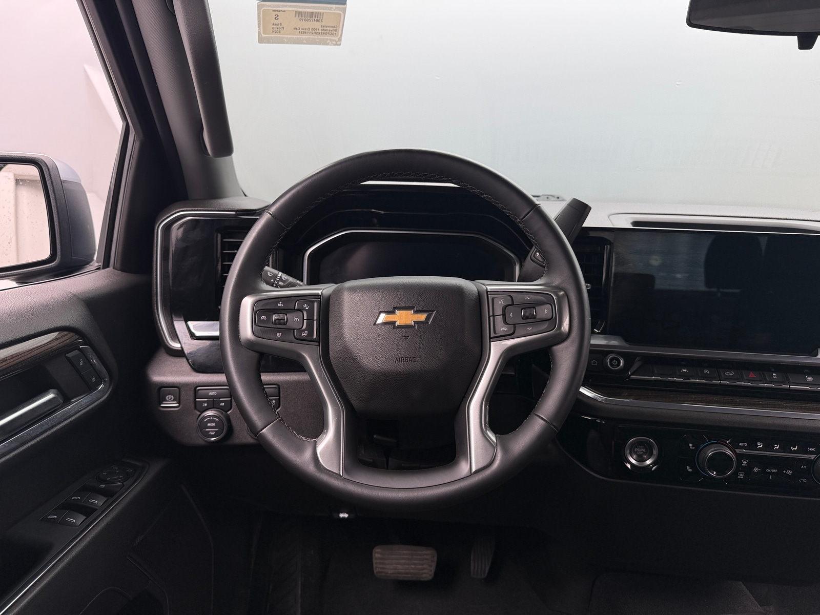 Thumbnail: 2024 Chevrolet Silverado 1500 - 5
