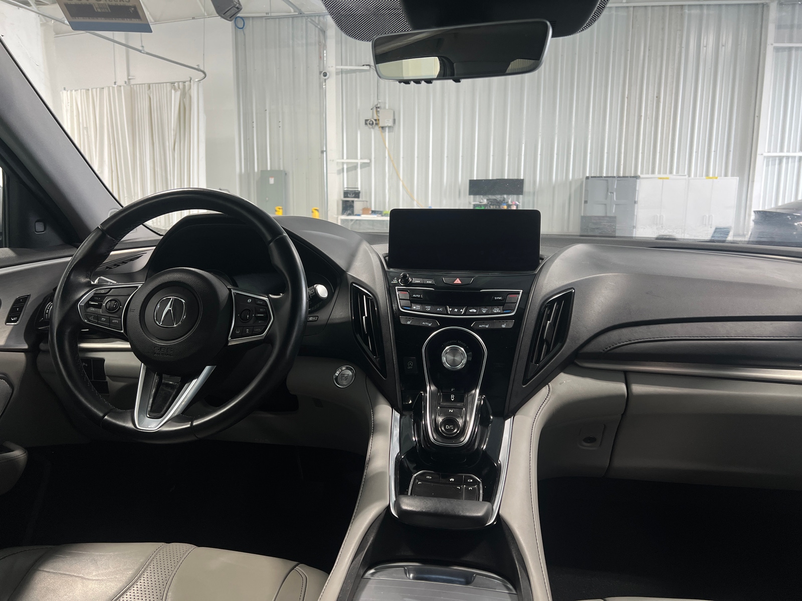 Thumbnail: 2019 Acura RDX - 2