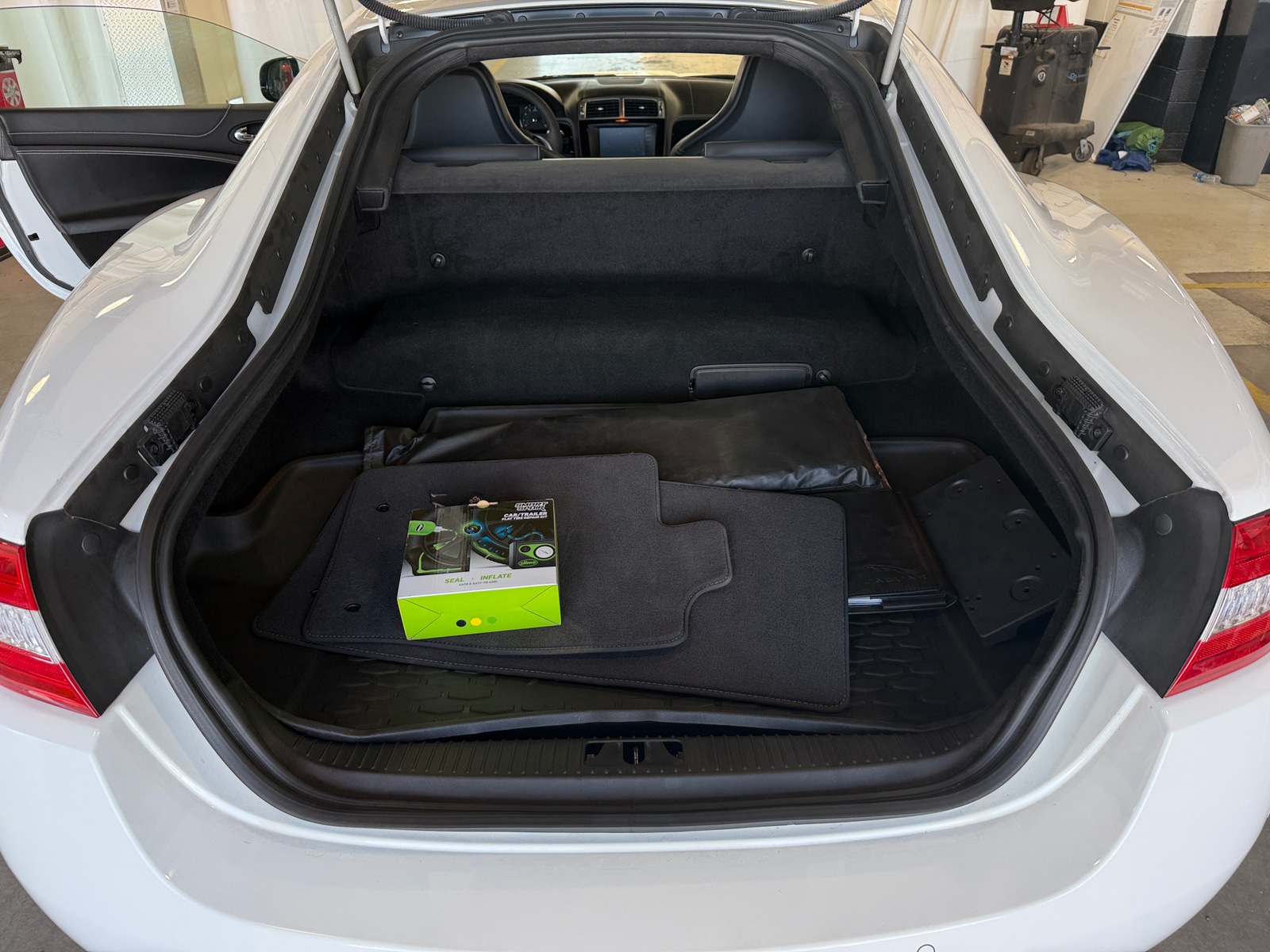 Thumbnail: 2015 Jaguar XK - 4