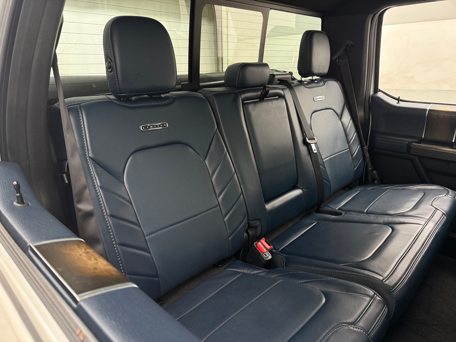 Thumbnail: 2018 Ford Econoline - 5