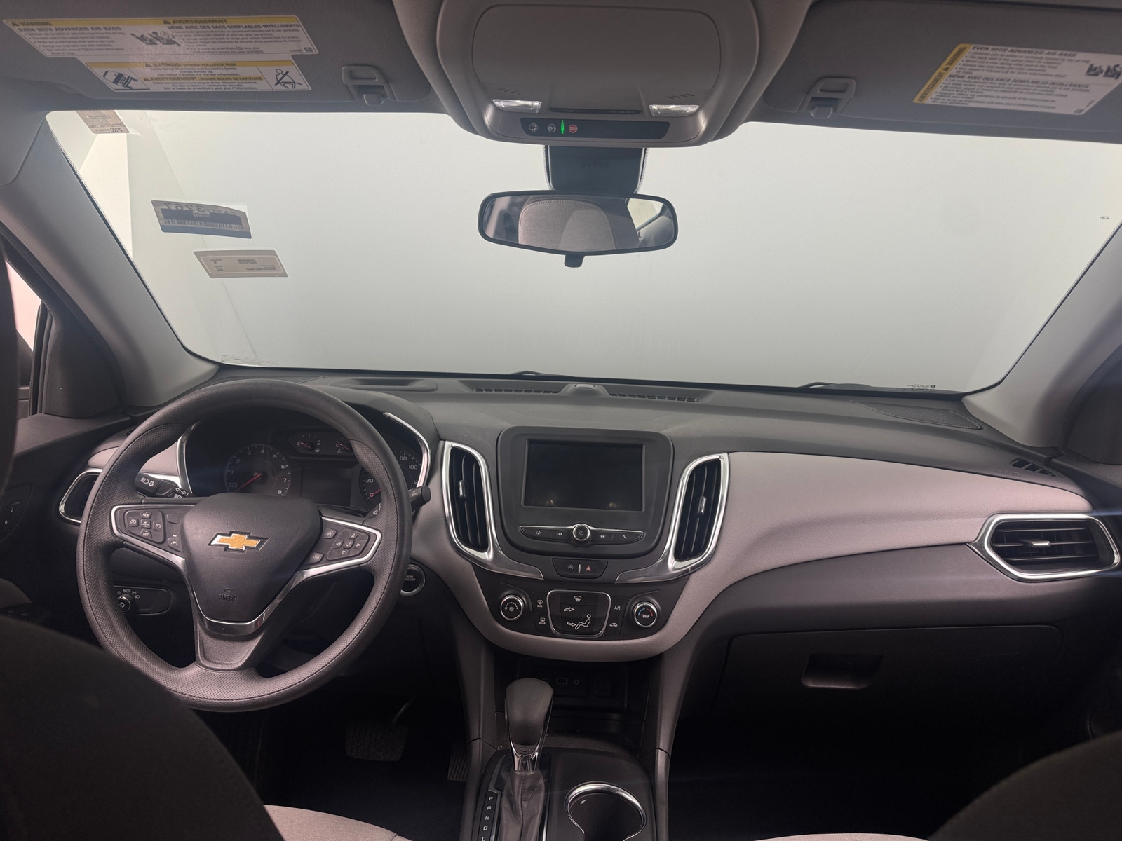 Thumbnail: 2022 Chevrolet Equinox - 3
