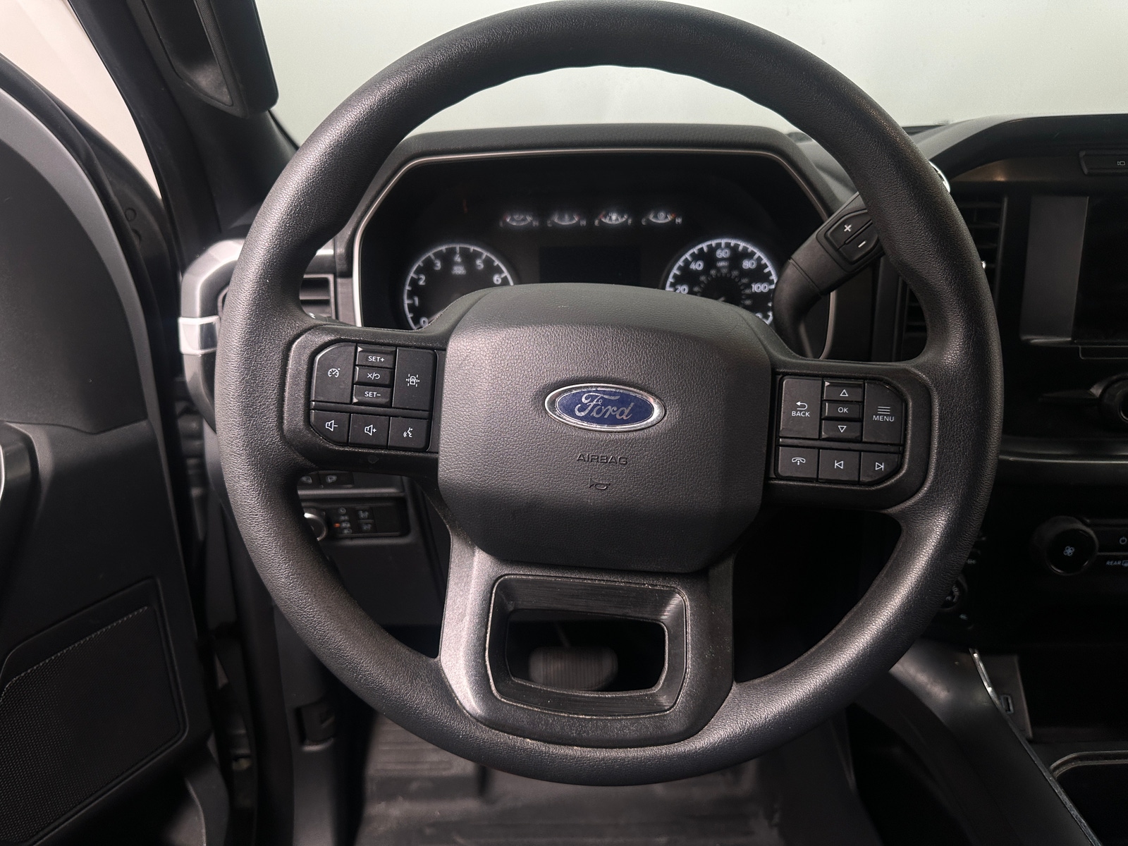 Thumbnail: 2022 Ford Econoline - 5