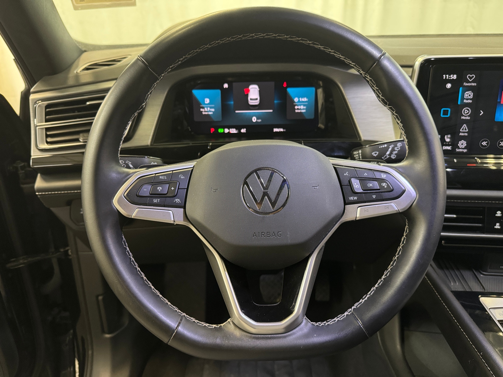 Thumbnail: 2025 Volkswagen Atlas - 4