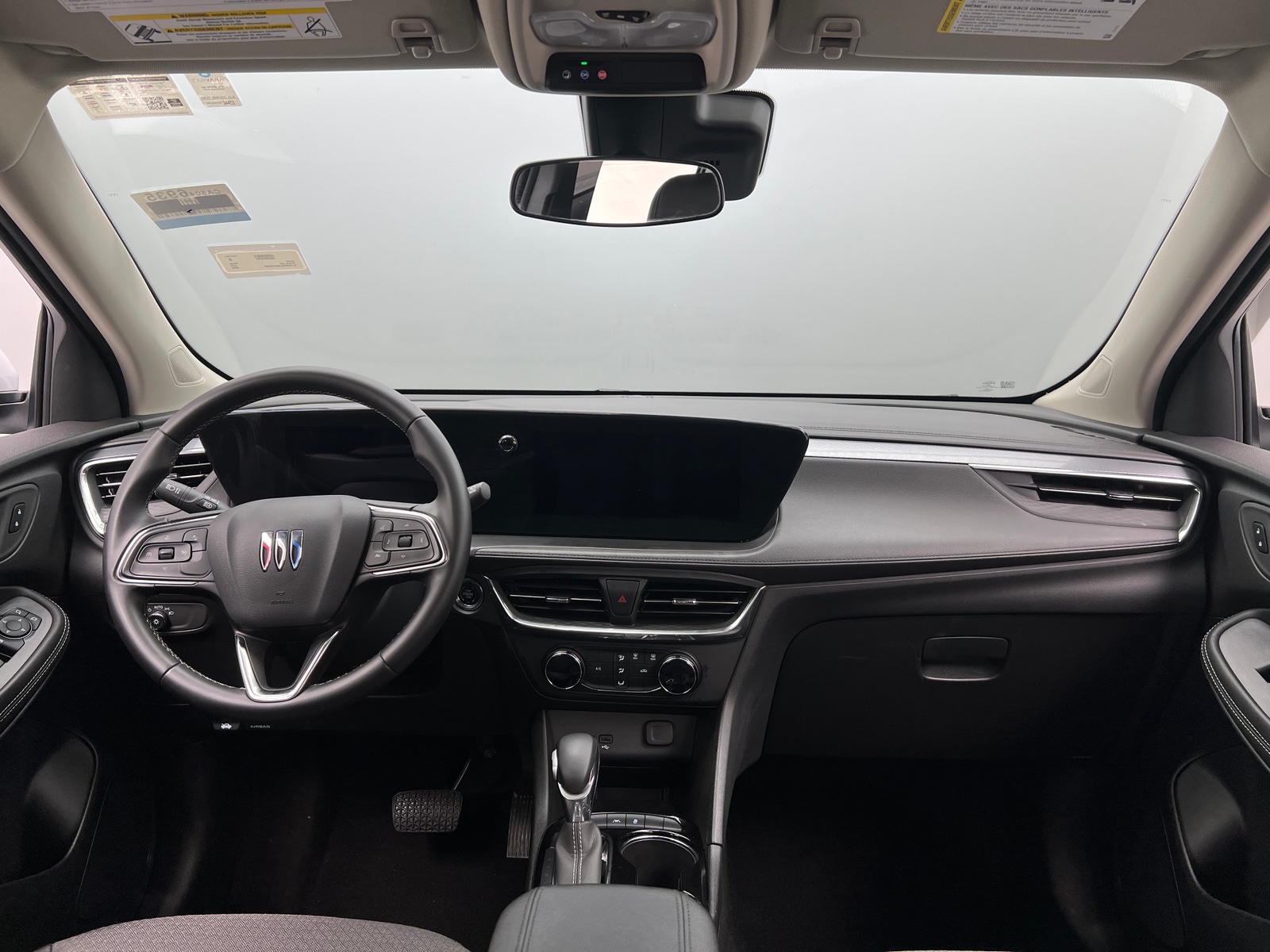 Thumbnail: 2025 Buick Encore GX - 3