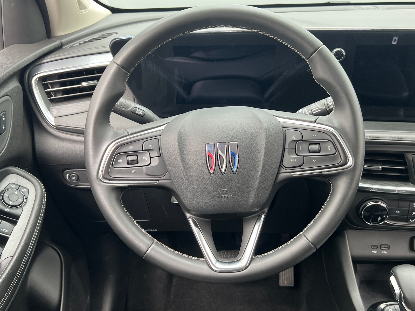 Thumbnail: 2025 Buick Encore GX - 5