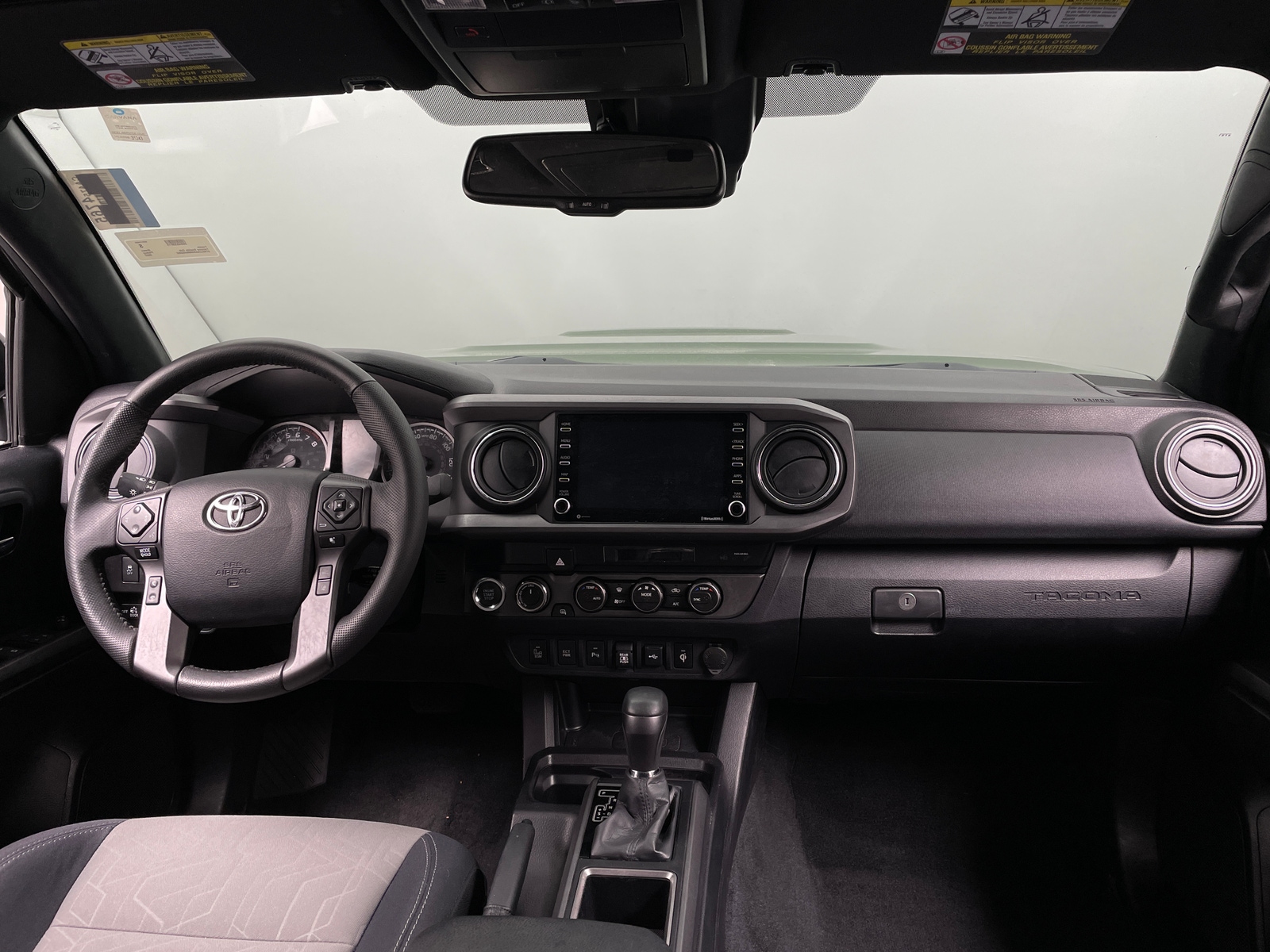Thumbnail: 2022 Toyota Tacoma - 3
