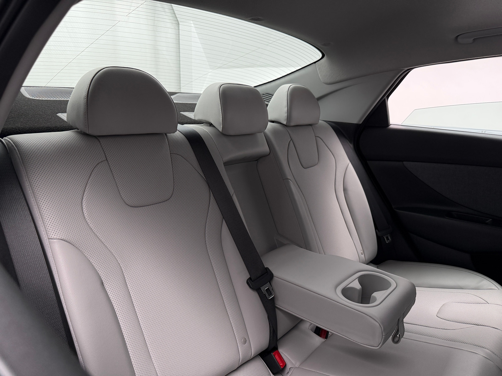 Thumbnail: 2023 Hyundai Elantra - 5
