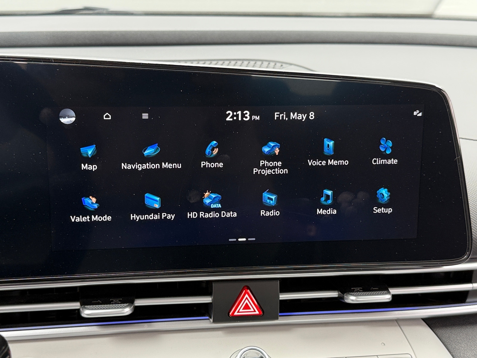 Thumbnail: 2023 Hyundai Elantra - 3