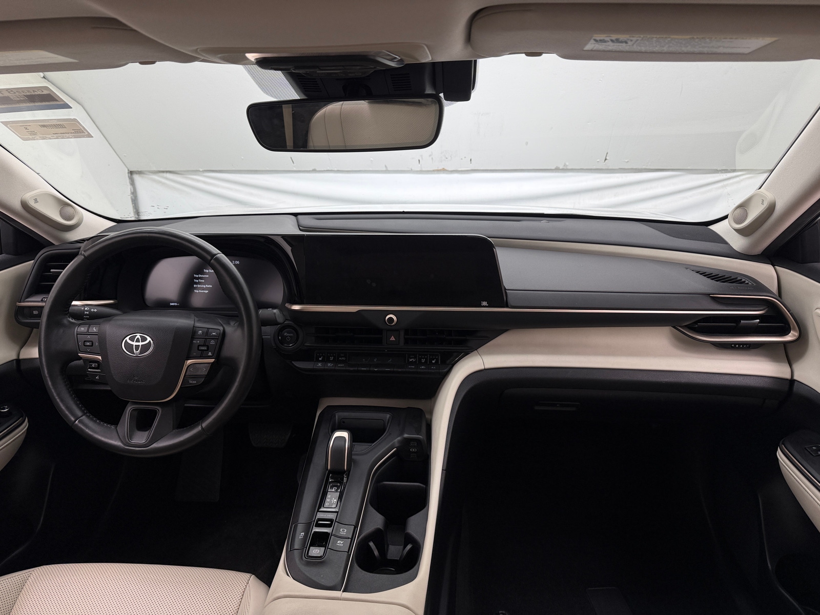 Thumbnail: 2023 Toyota Crown - 2