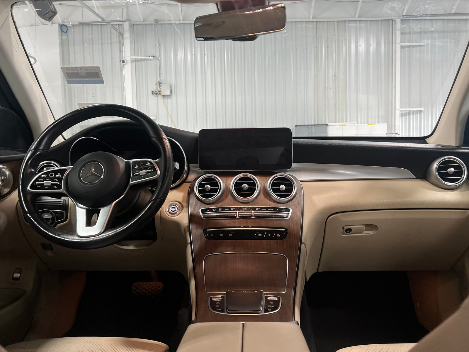 Thumbnail: 2021 Mercedes-Benz GLC - 2