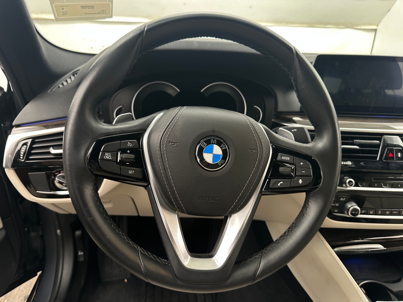 Thumbnail: 2019 BMW 5 Series - 5
