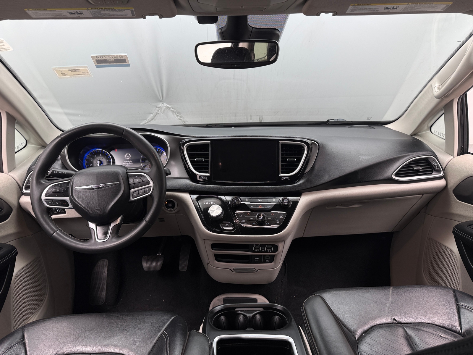 Thumbnail: 2022 Chrysler Pacifica - 2