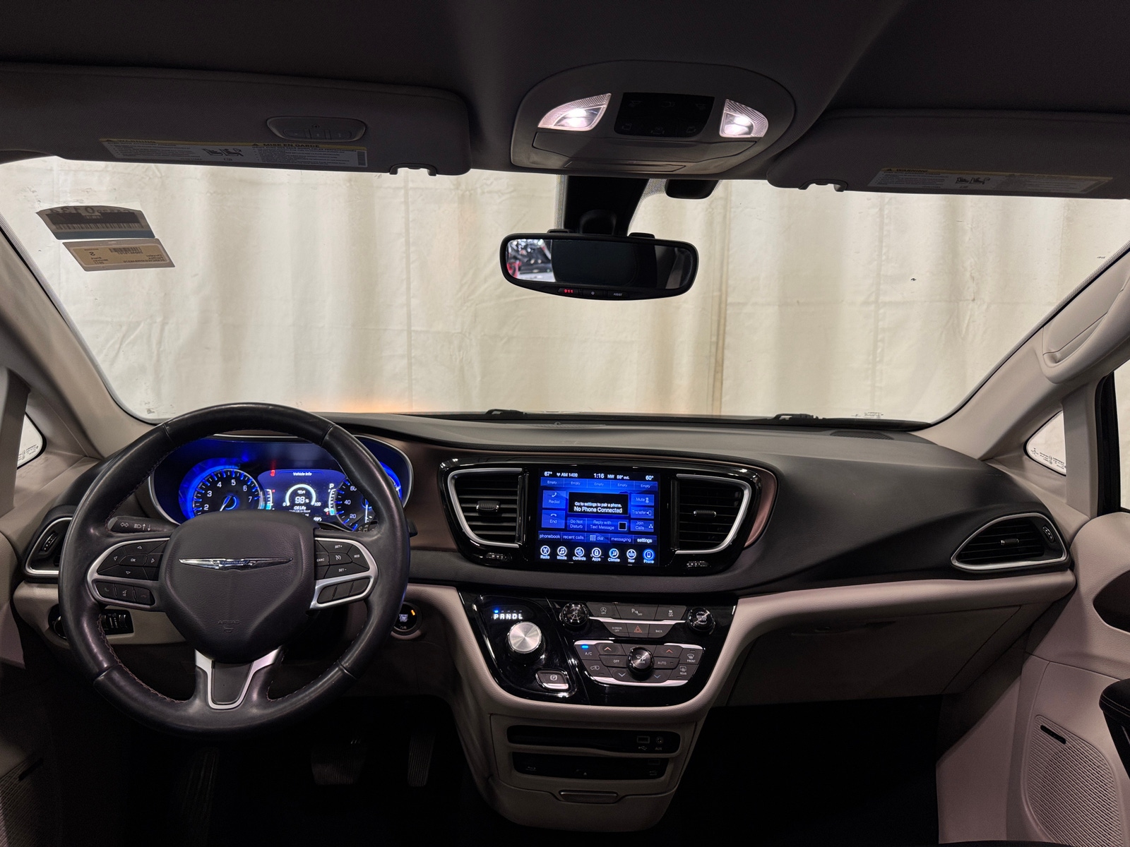 Thumbnail: 2017 Chrysler Pacifica - 2