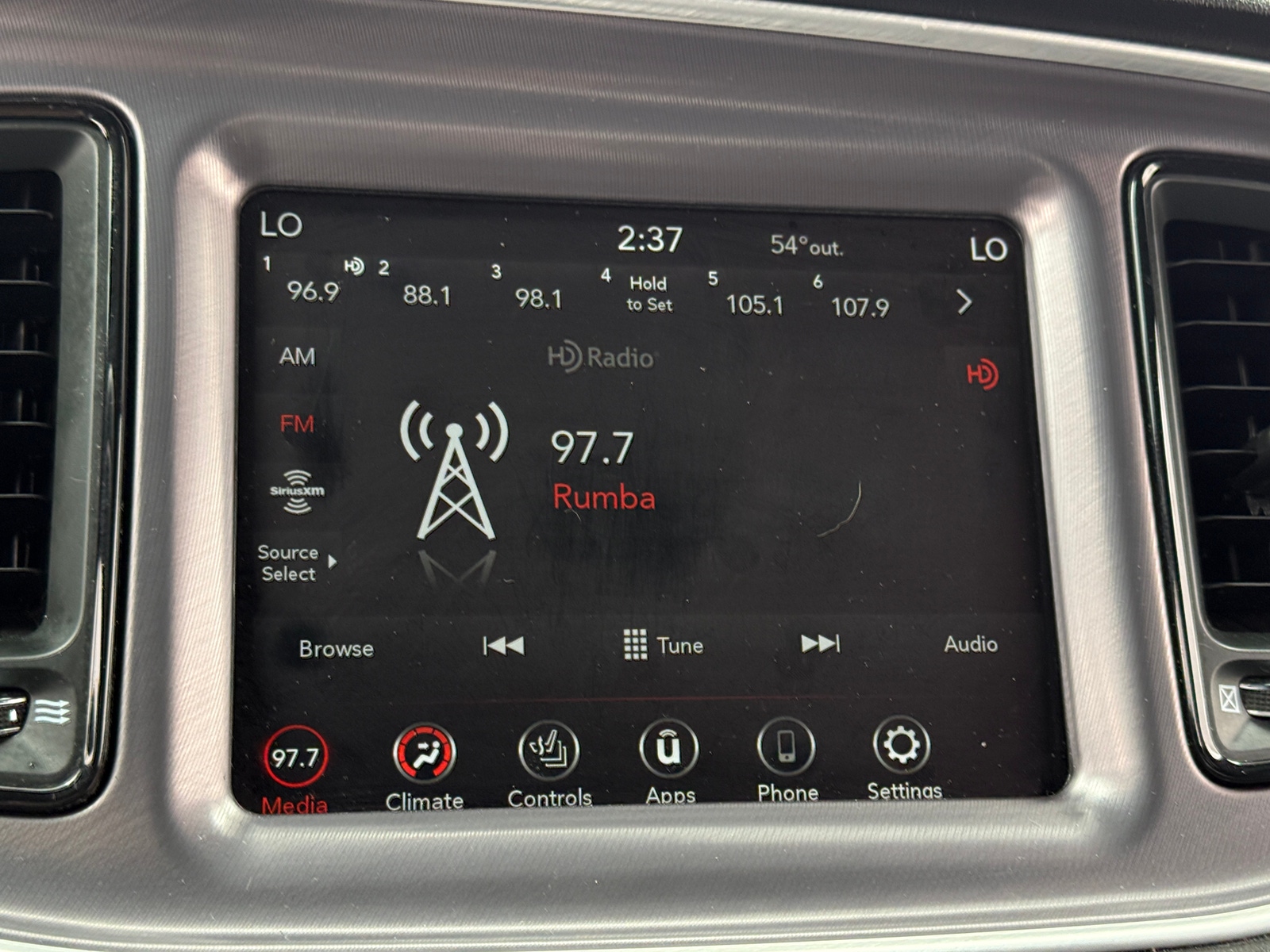 Thumbnail: 2020 Dodge Challenger - 3