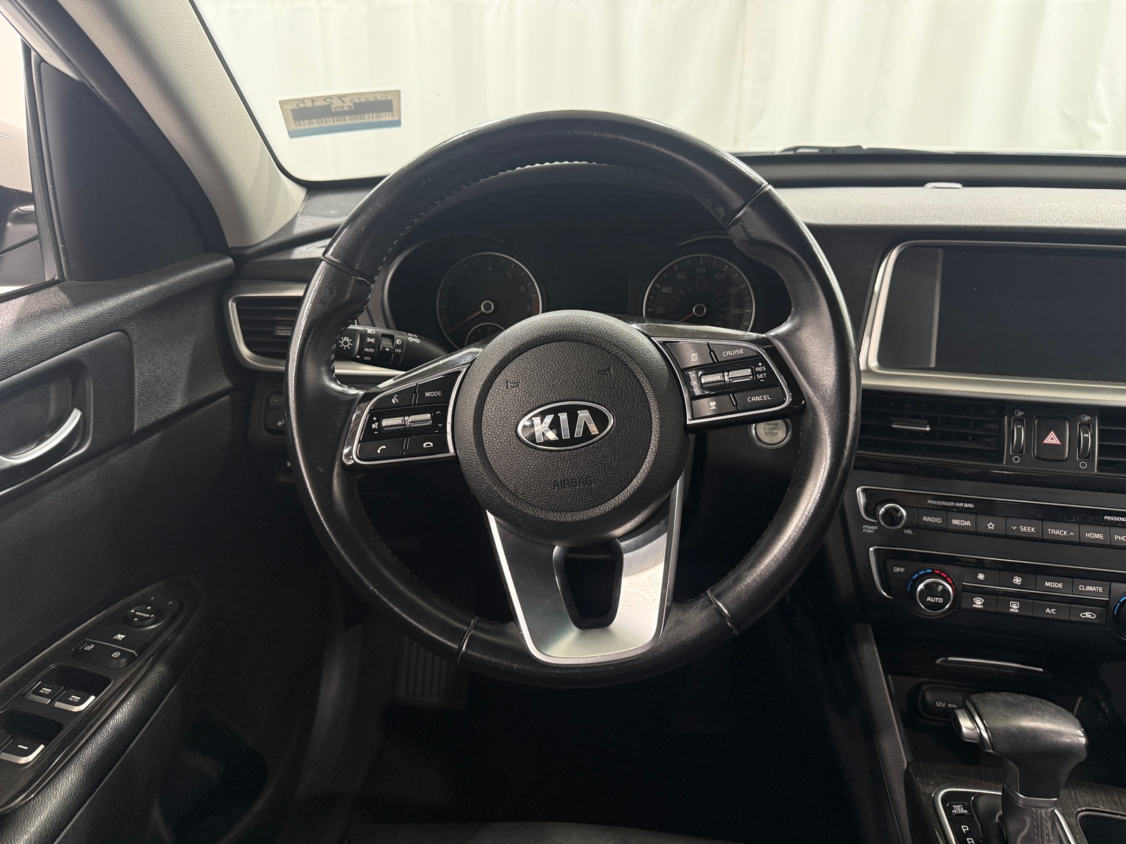 Thumbnail: 2019 Kia Optima - 4