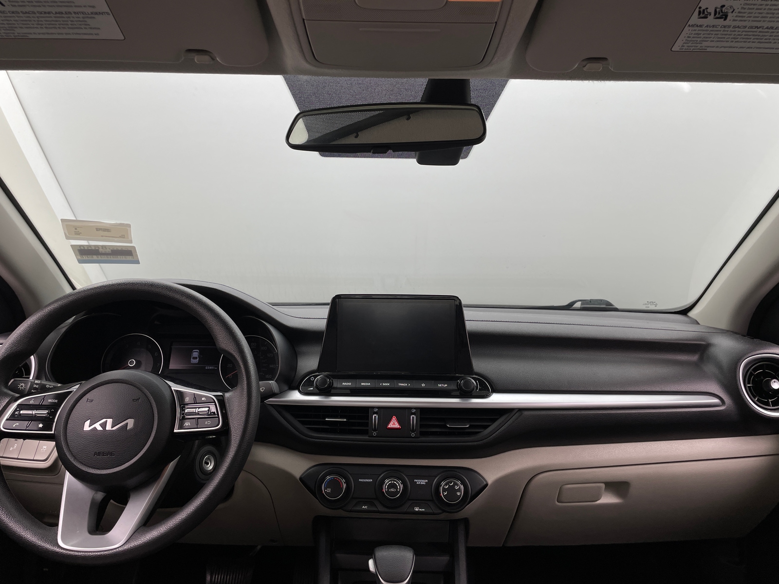 Thumbnail: 2023 Kia Forte - 3