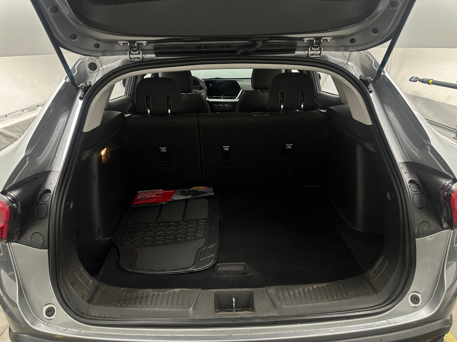 Thumbnail: 2024 Chevrolet Trax - 7