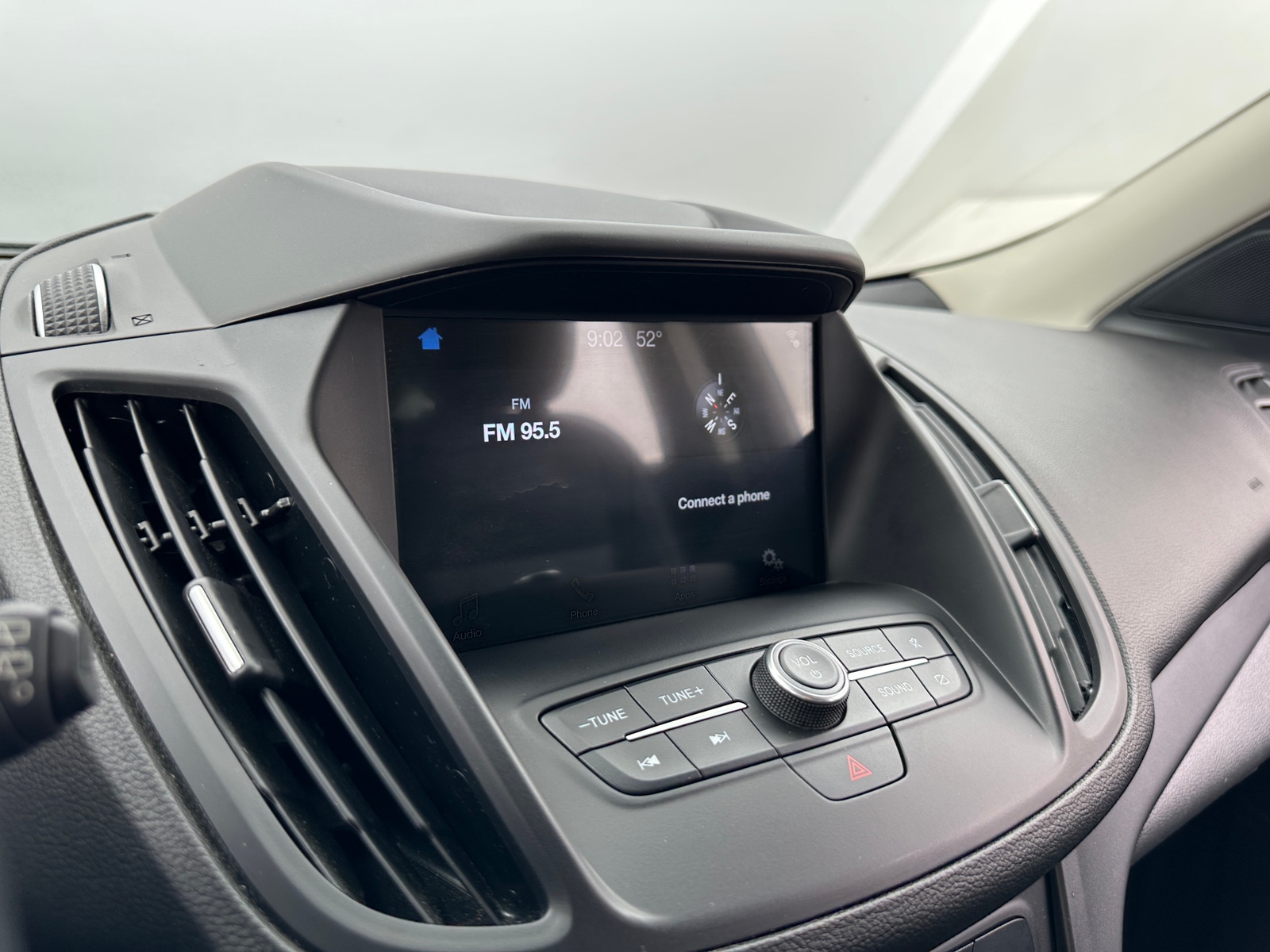 Thumbnail: 2019 Ford Escape - 3