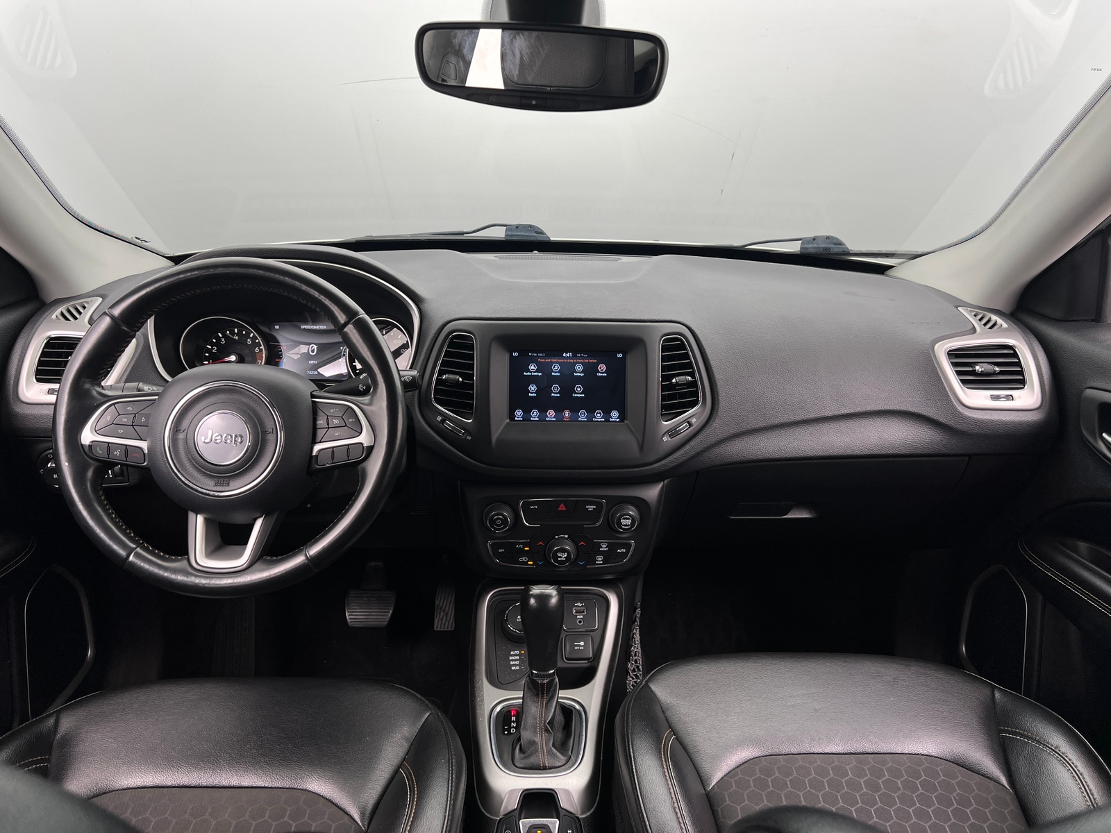 Thumbnail: 2020 Jeep Compass - 3