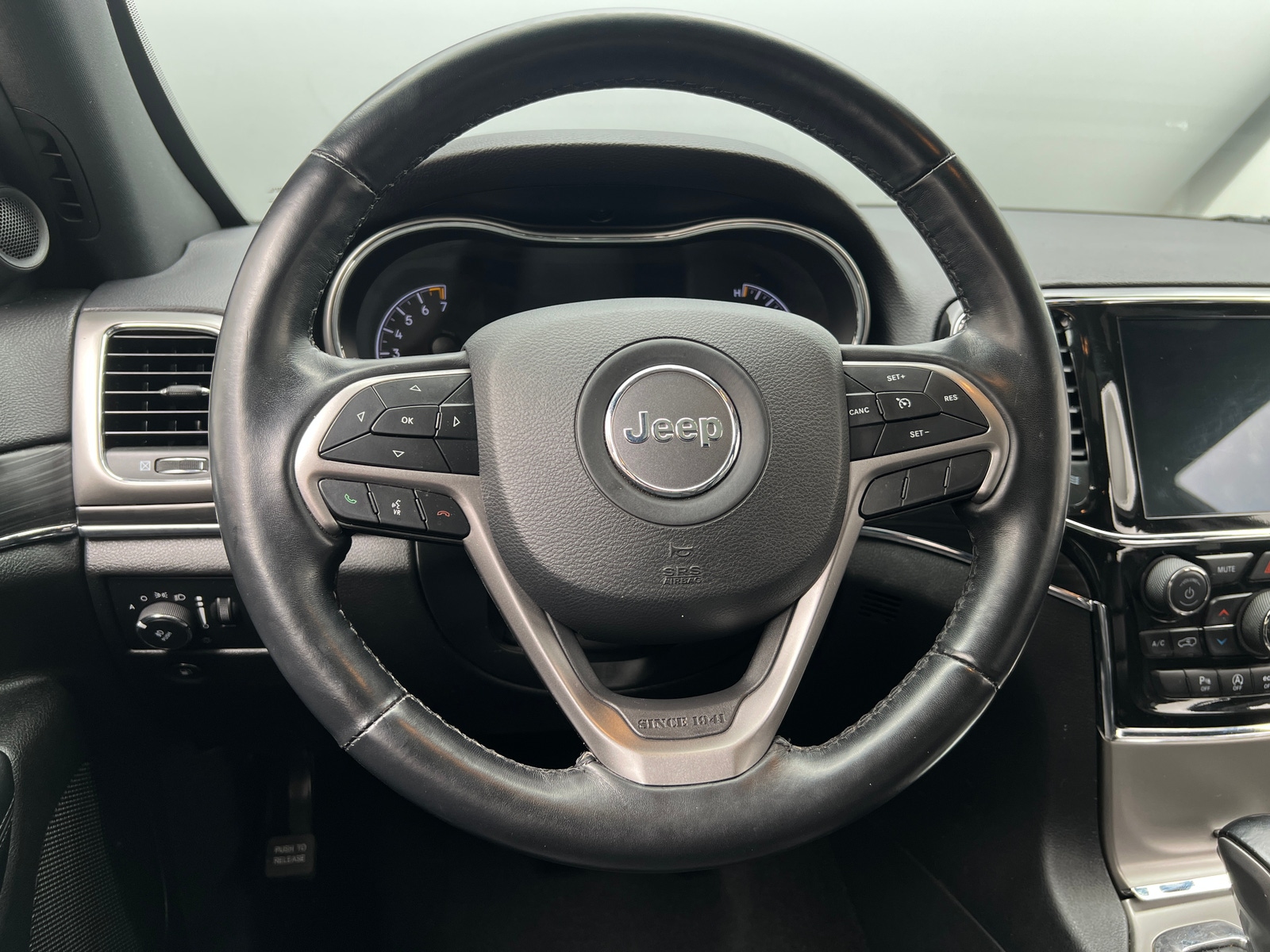 Thumbnail: 2021 Jeep Grand Cherokee - 4