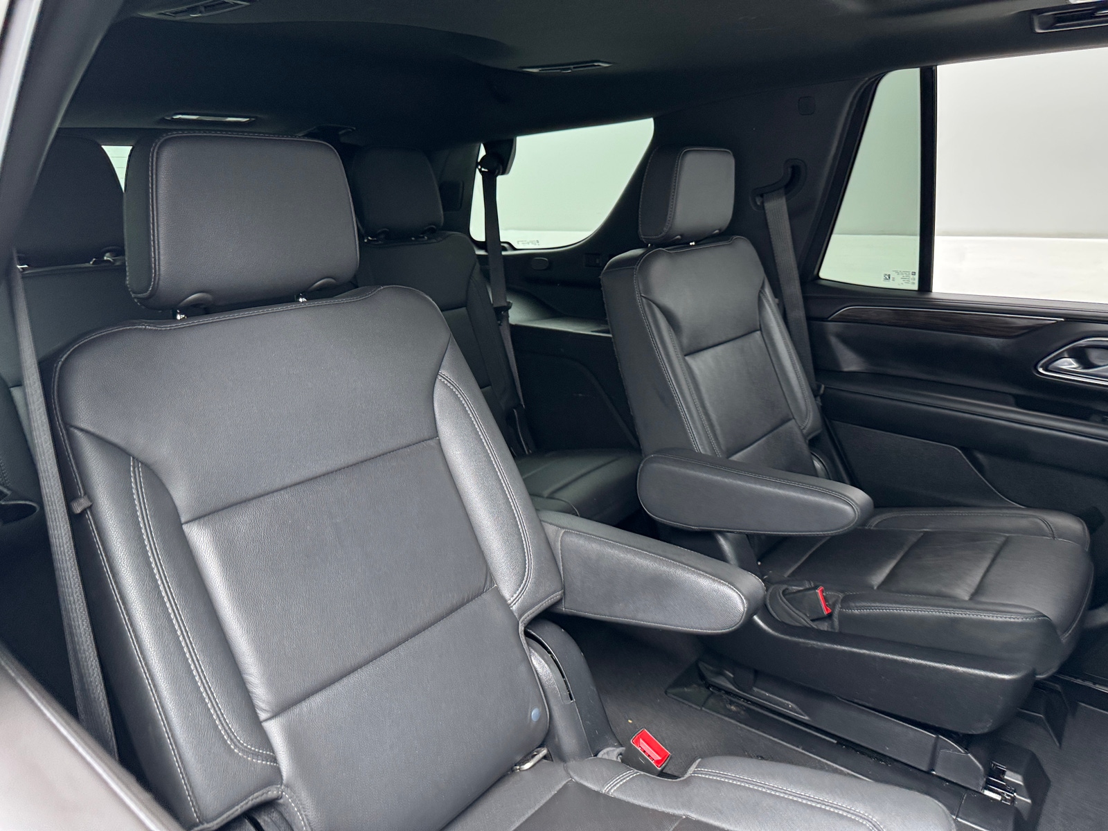 Thumbnail: 2022 Chevrolet Tahoe - 5