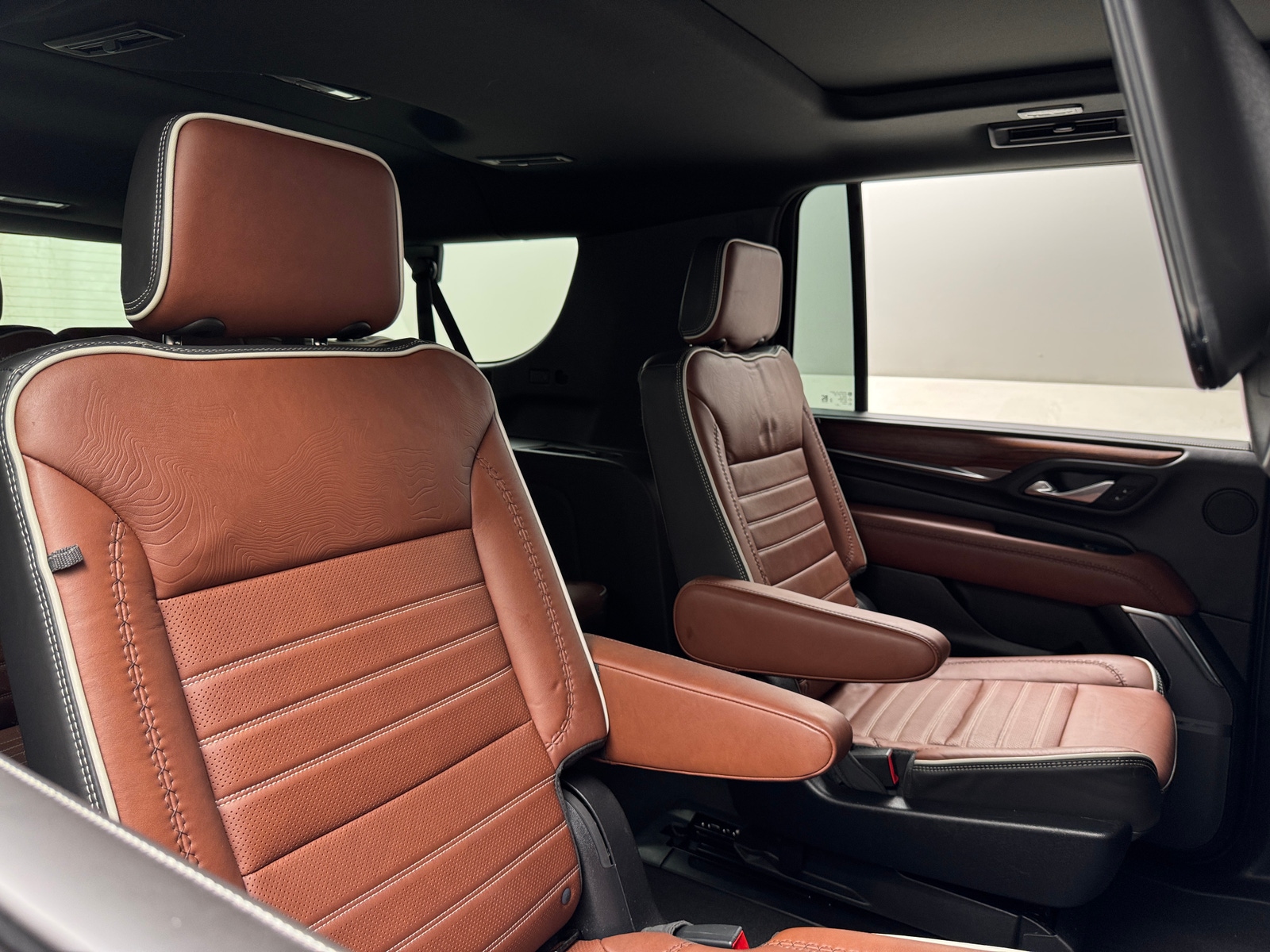 Thumbnail: 2023 GMC Yukon XL - 5
