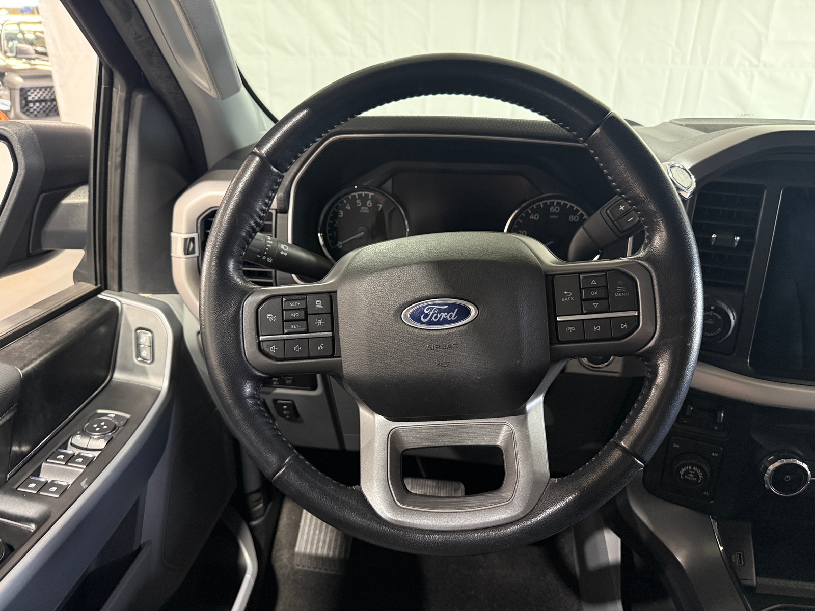 Thumbnail: 2022 Ford Econoline - 5