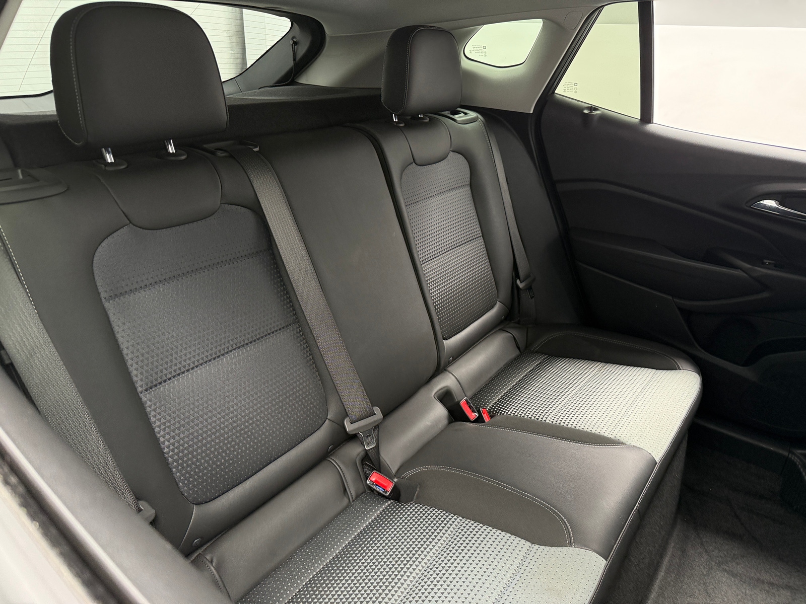 Thumbnail: 2025 Chevrolet Trax - 6