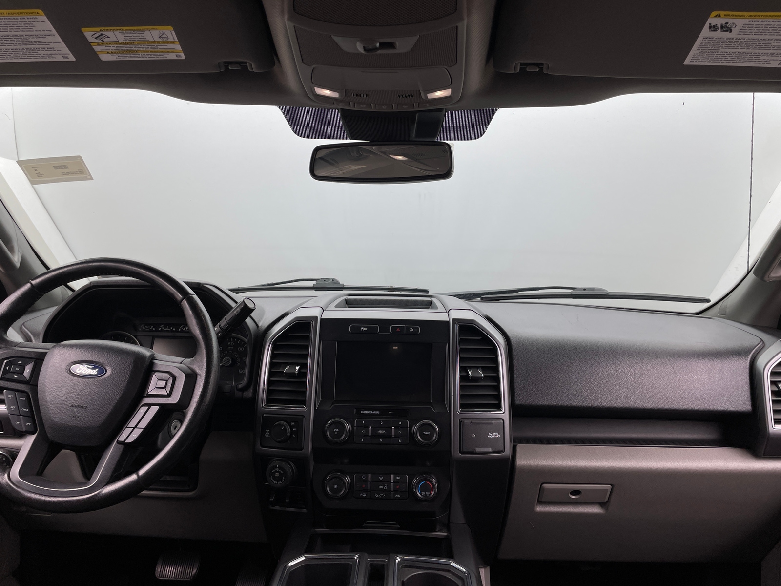 Thumbnail: 2019 Ford Econoline - 3