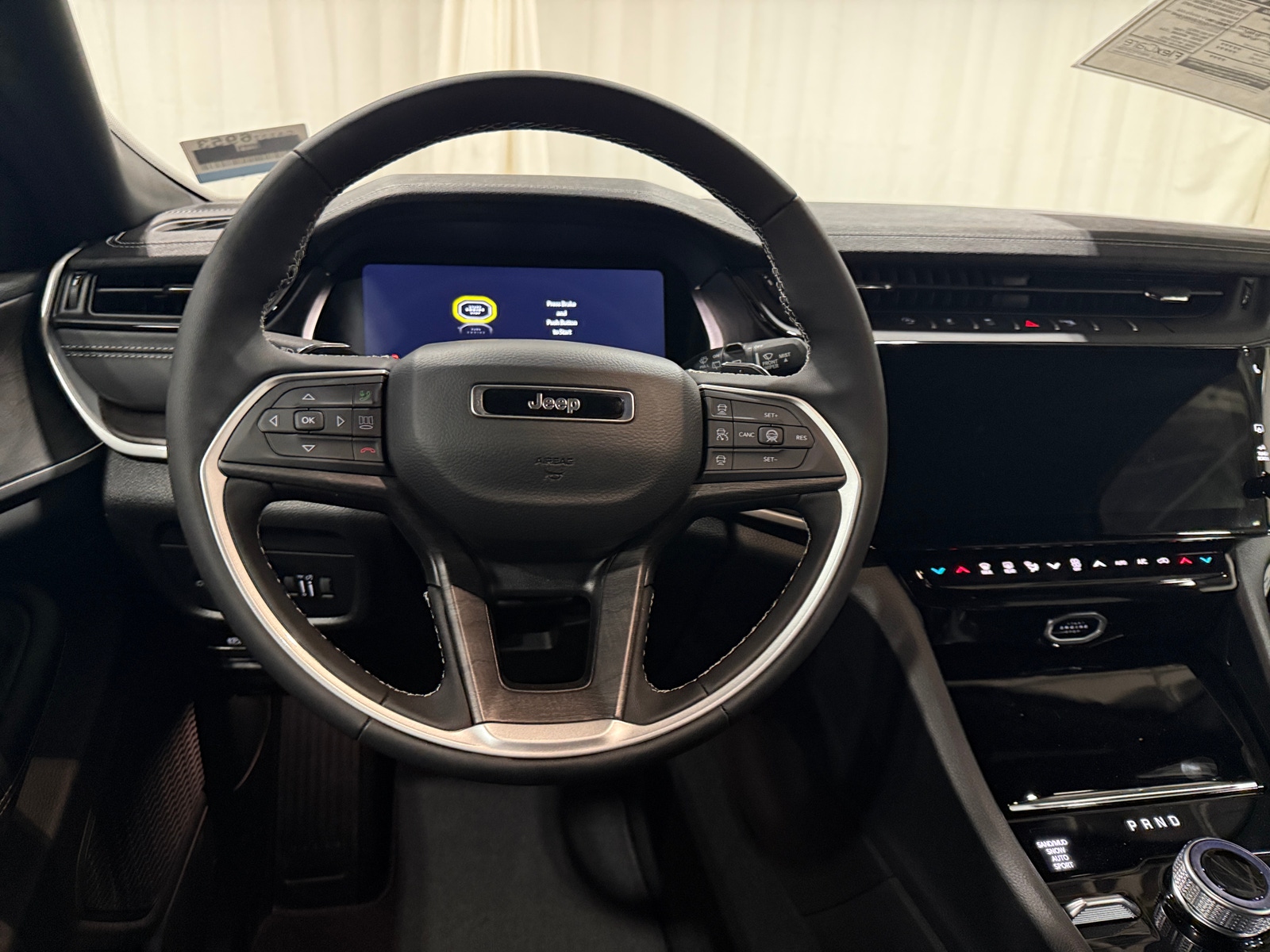 Thumbnail: 2026 Jeep Grand Cherokee - 5