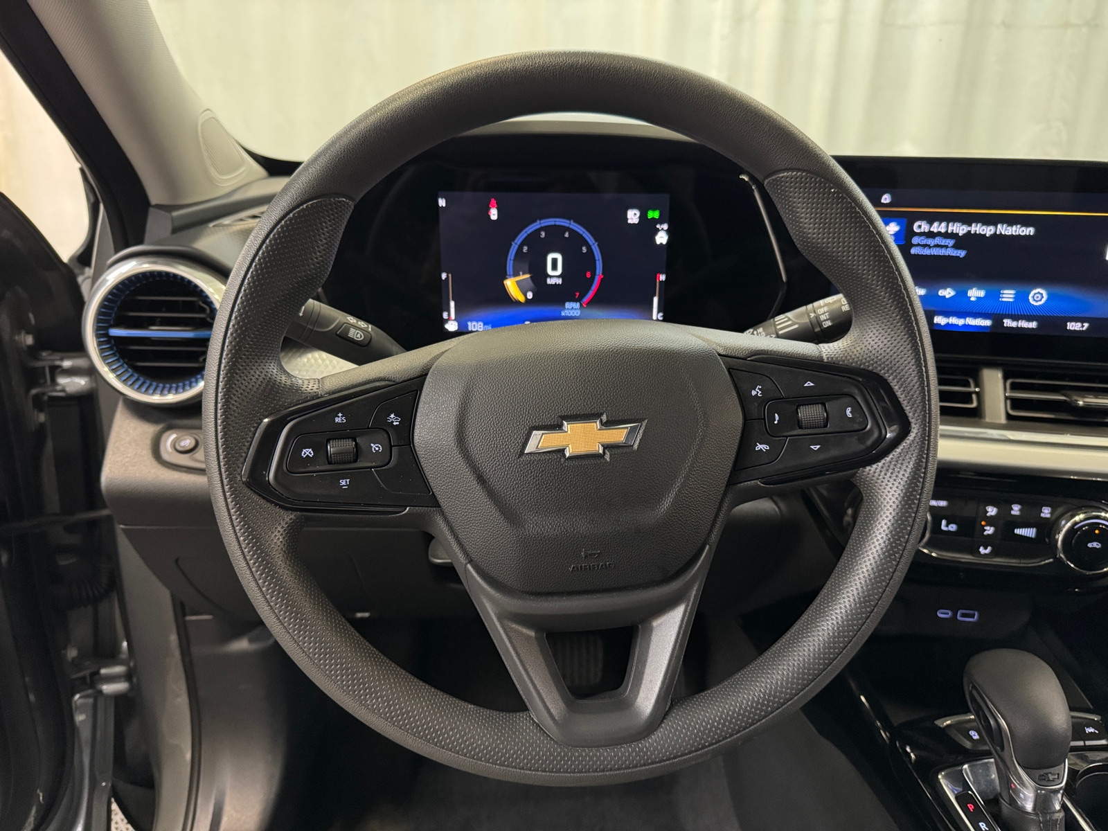 Thumbnail: 2025 Chevrolet Trax - 5