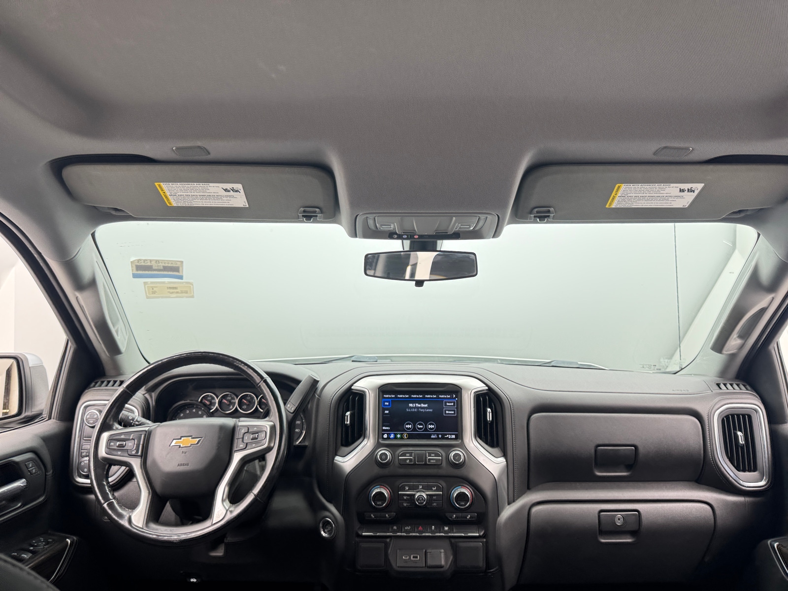 Thumbnail: 2019 Chevrolet Silverado 1500 - 3