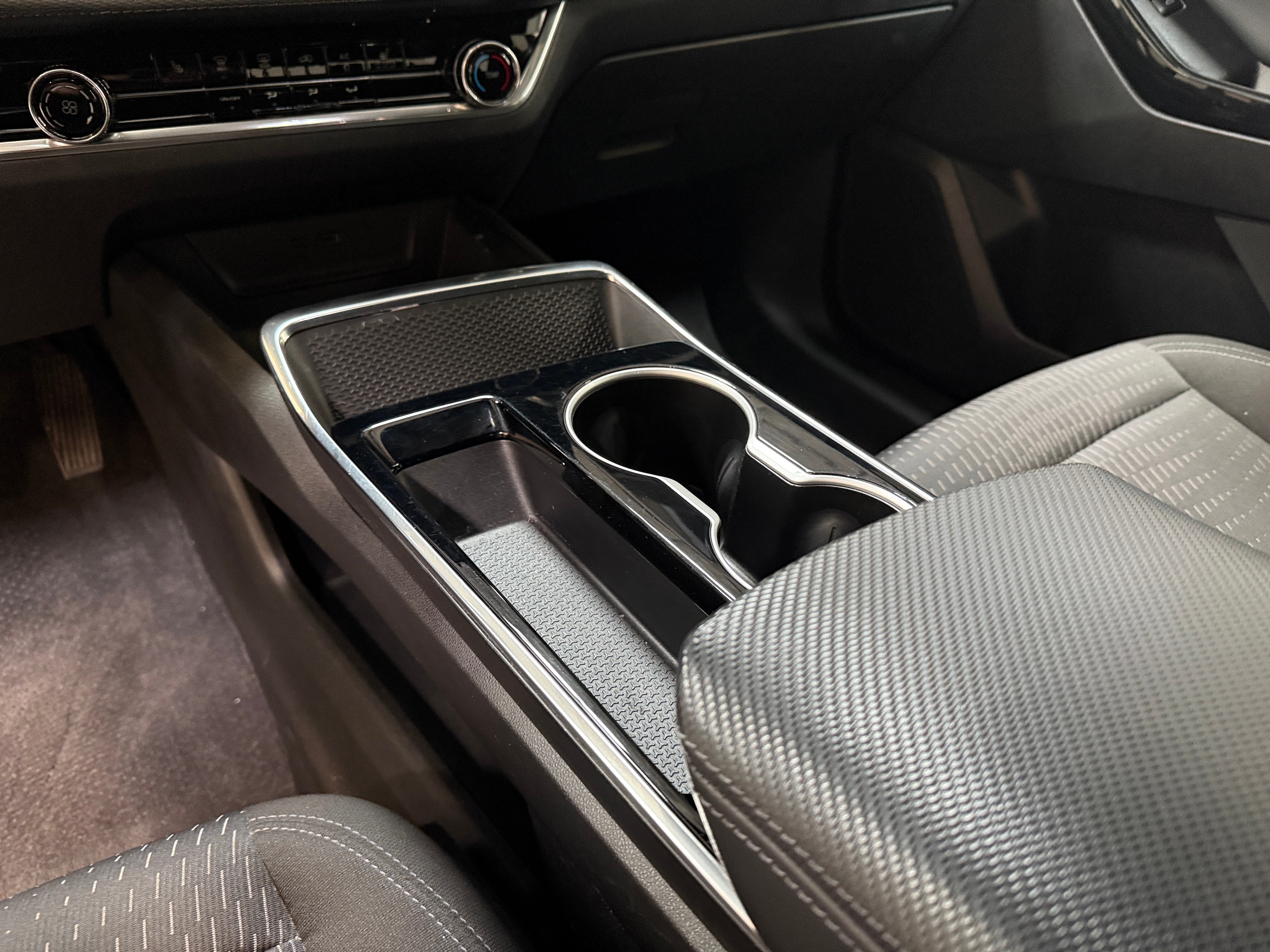 2025 Chevrolet Equinox LT - Photo 8