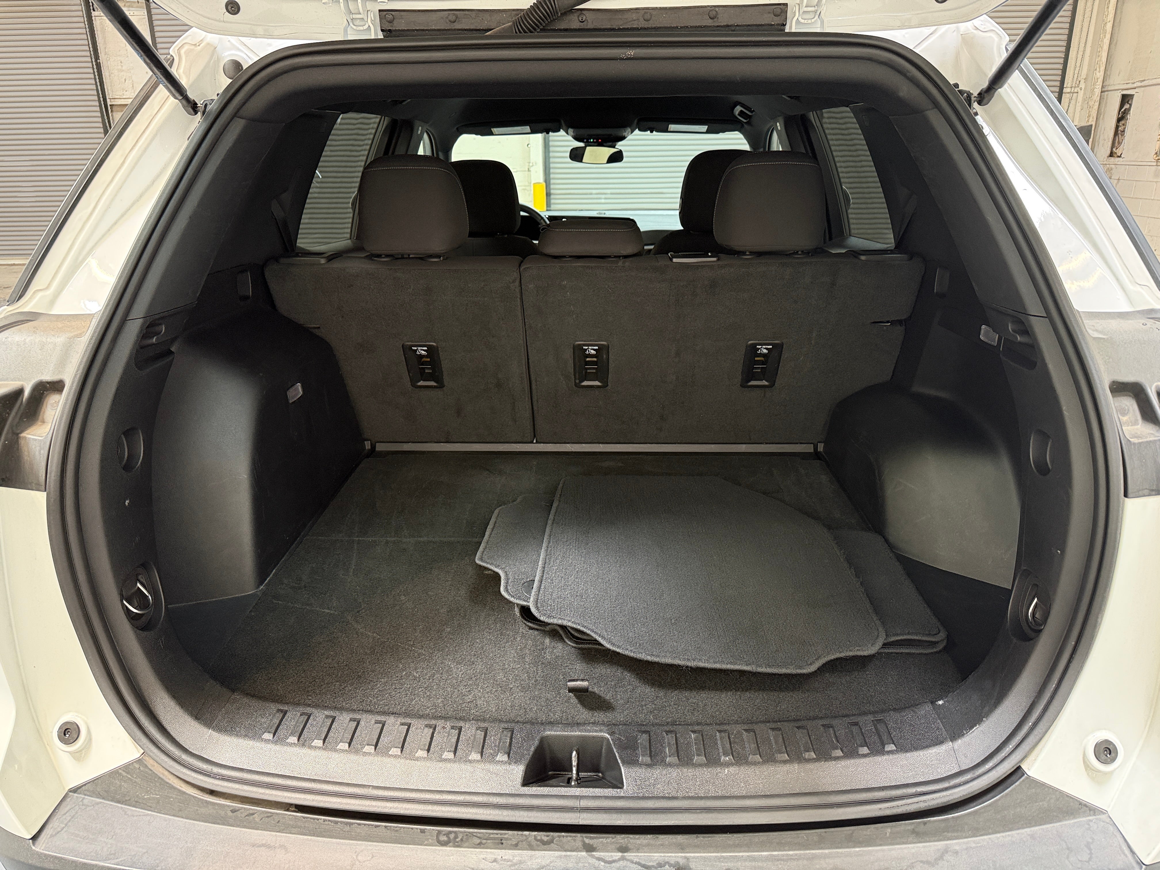 2025 Chevrolet Equinox LT - Photo 10