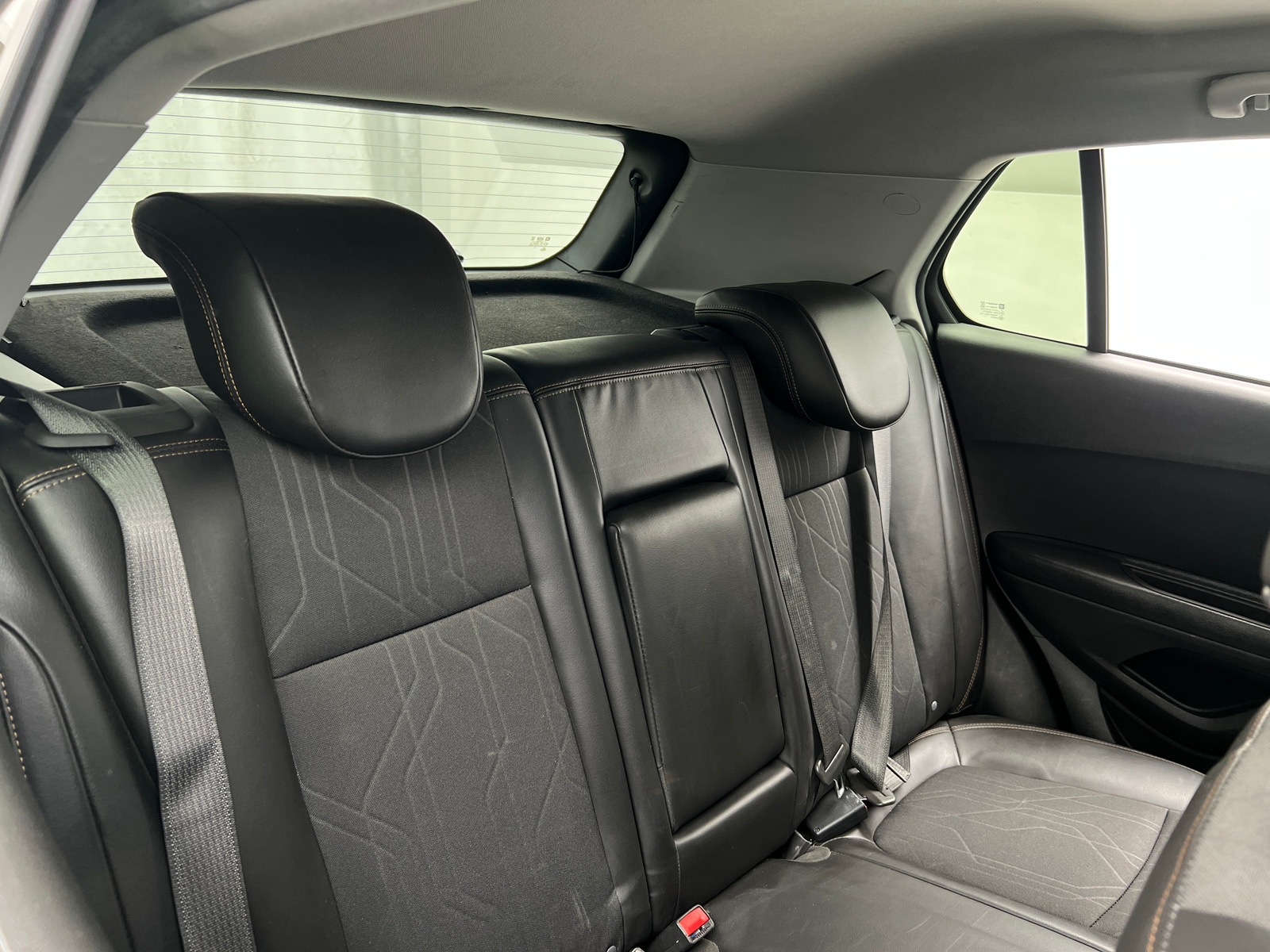 Thumbnail: 2022 Chevrolet Trax - 6