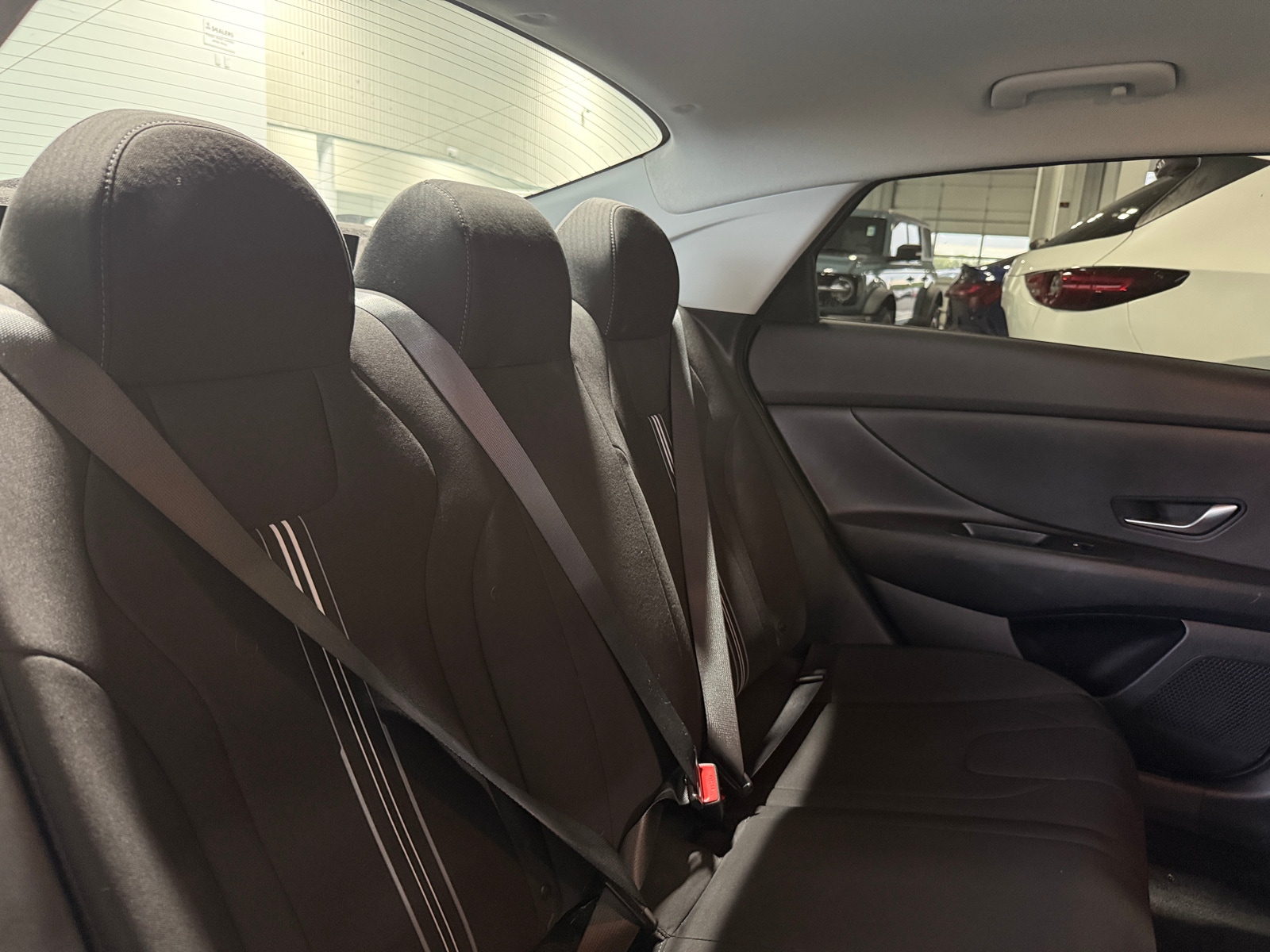 Thumbnail: 2022 Hyundai Elantra - 6