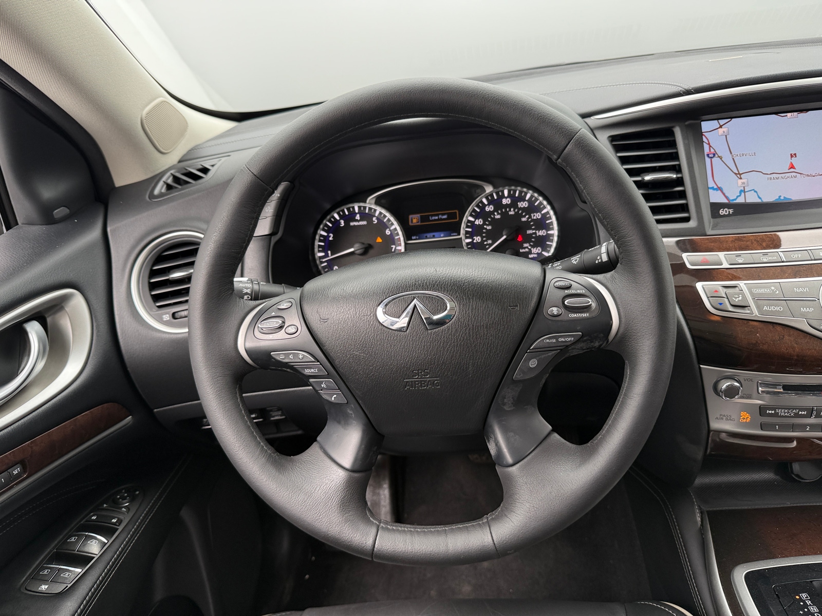 Thumbnail: 2017 INFINITI QX60 - 4