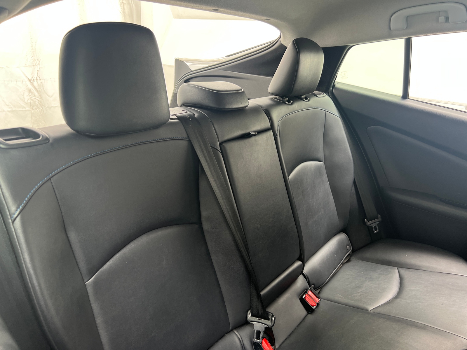 Thumbnail: 2018 Toyota Prius - 5