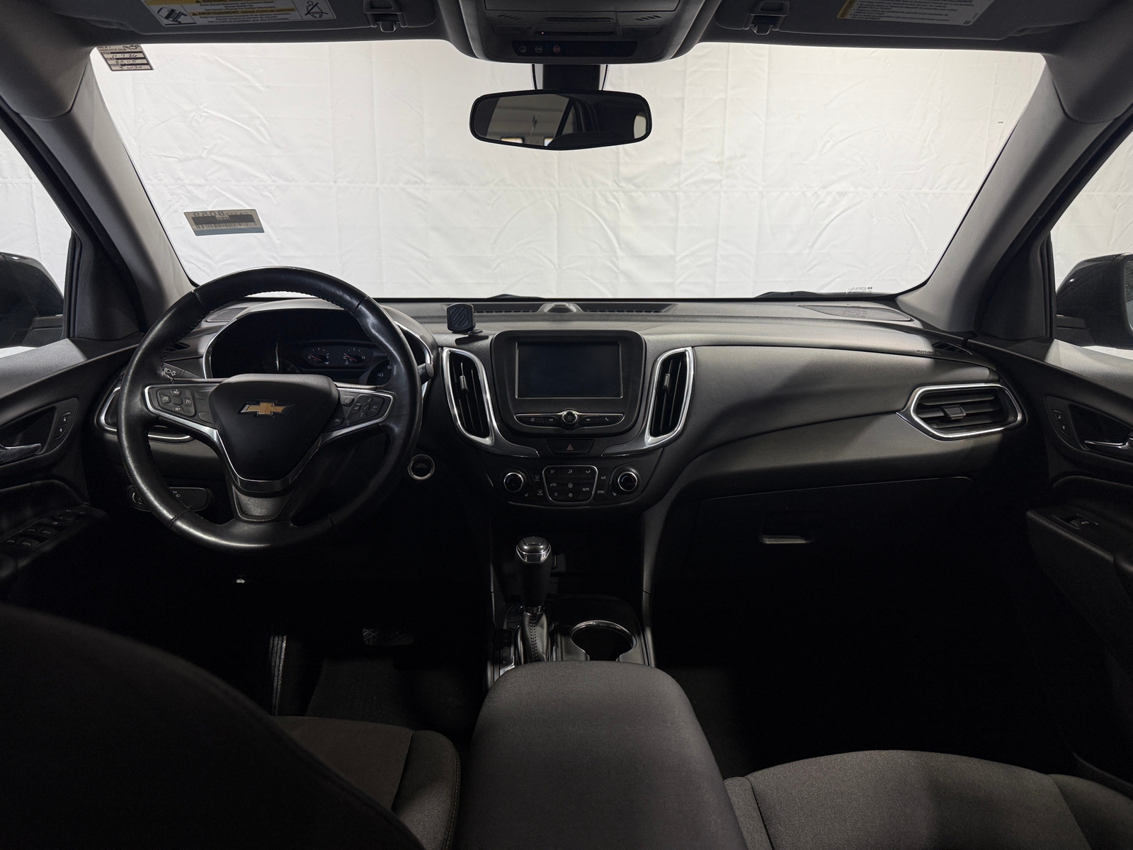 Thumbnail: 2018 Chevrolet Equinox - 3