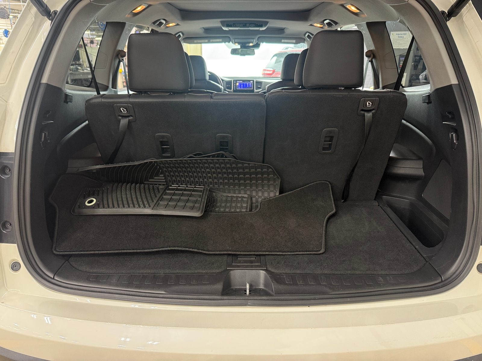 Thumbnail: 2018 Honda Pilot - 6
