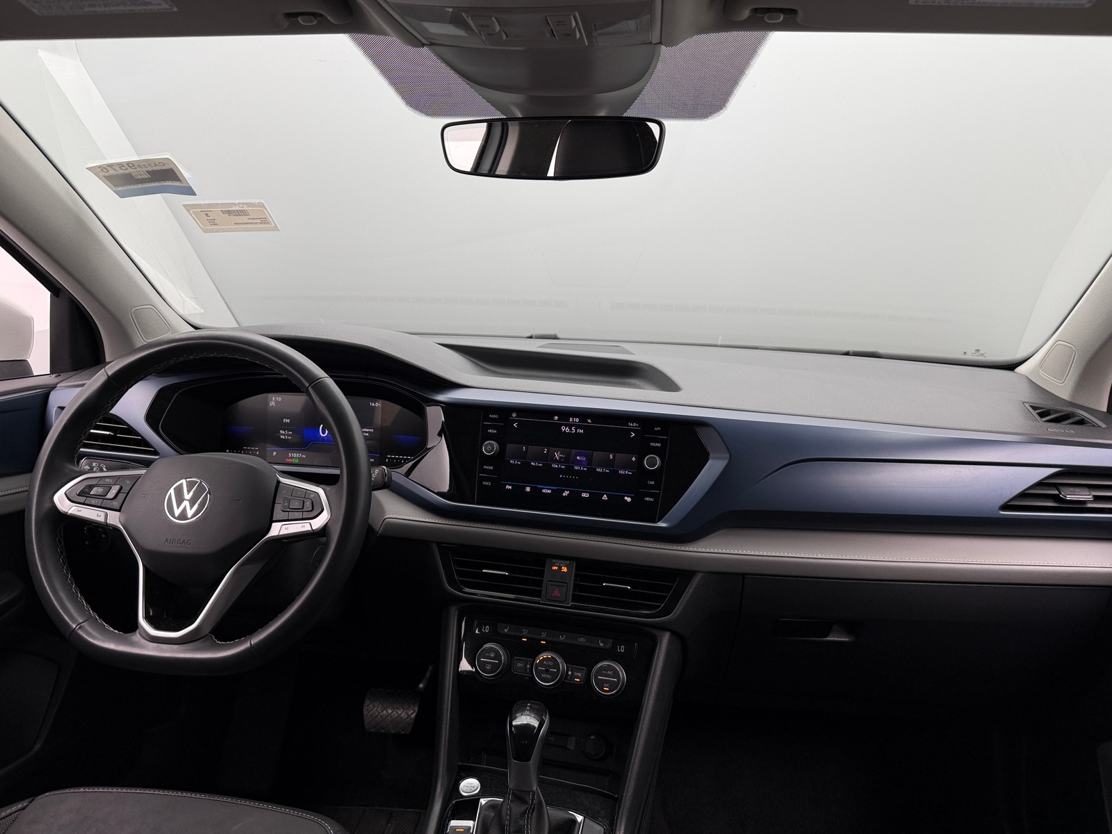Thumbnail: 2024 Volkswagen Taos - 3